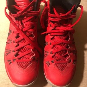 2013 hyperdunks atomic red